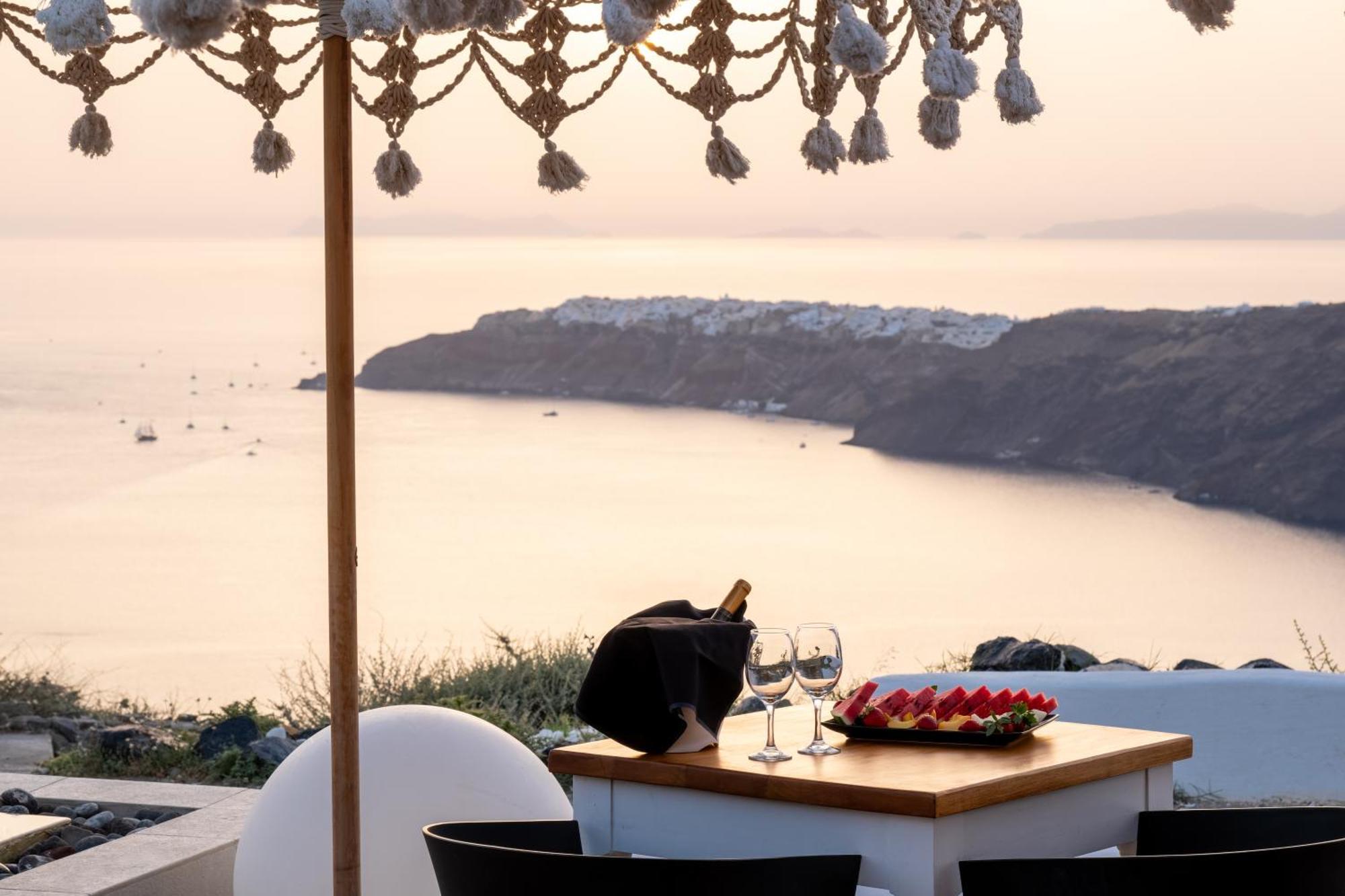 Amaze Suites Imerovigli  Ngoại thất bức ảnh